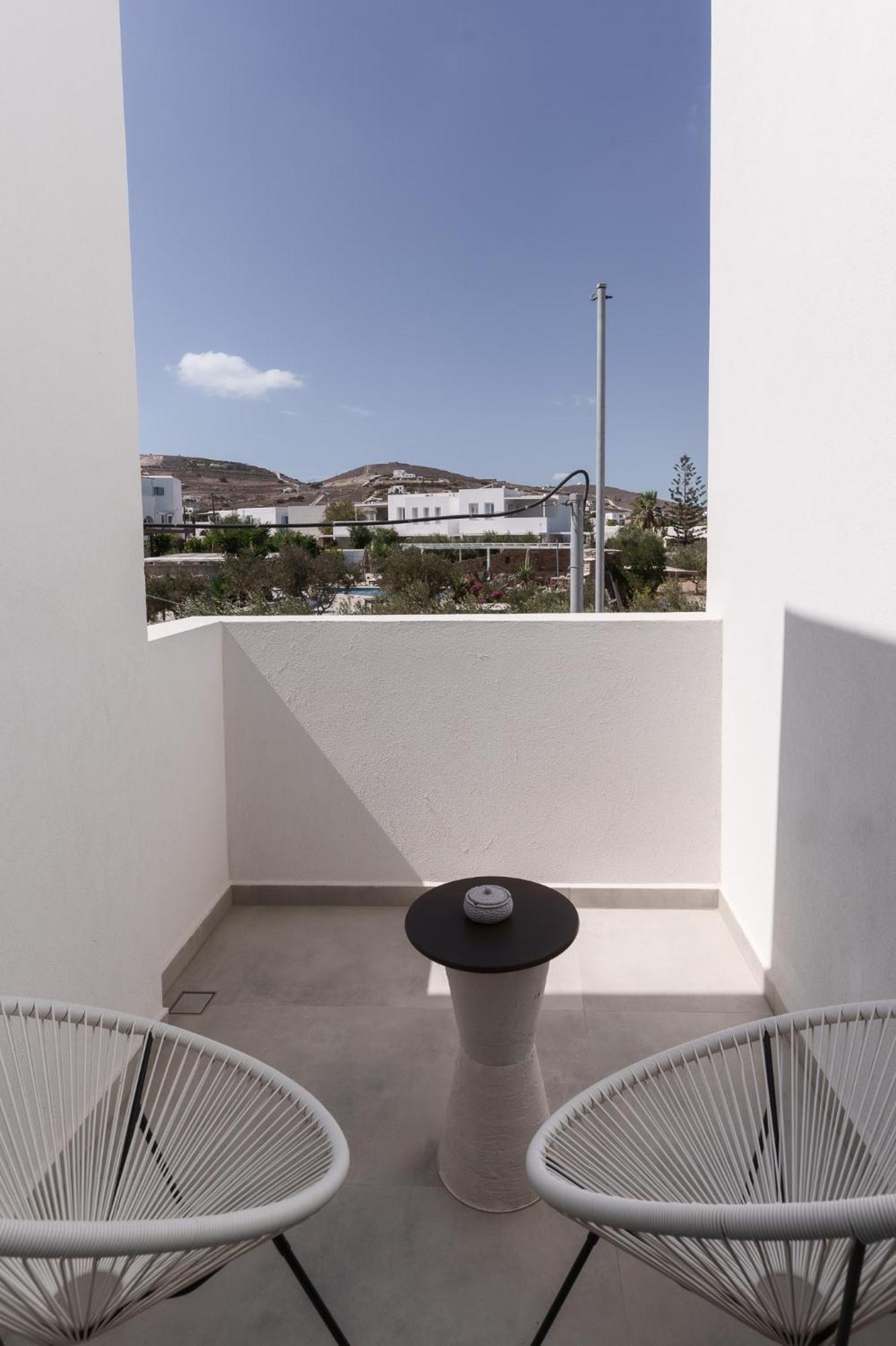 Poema Antiparos Aparthotel Exterior foto